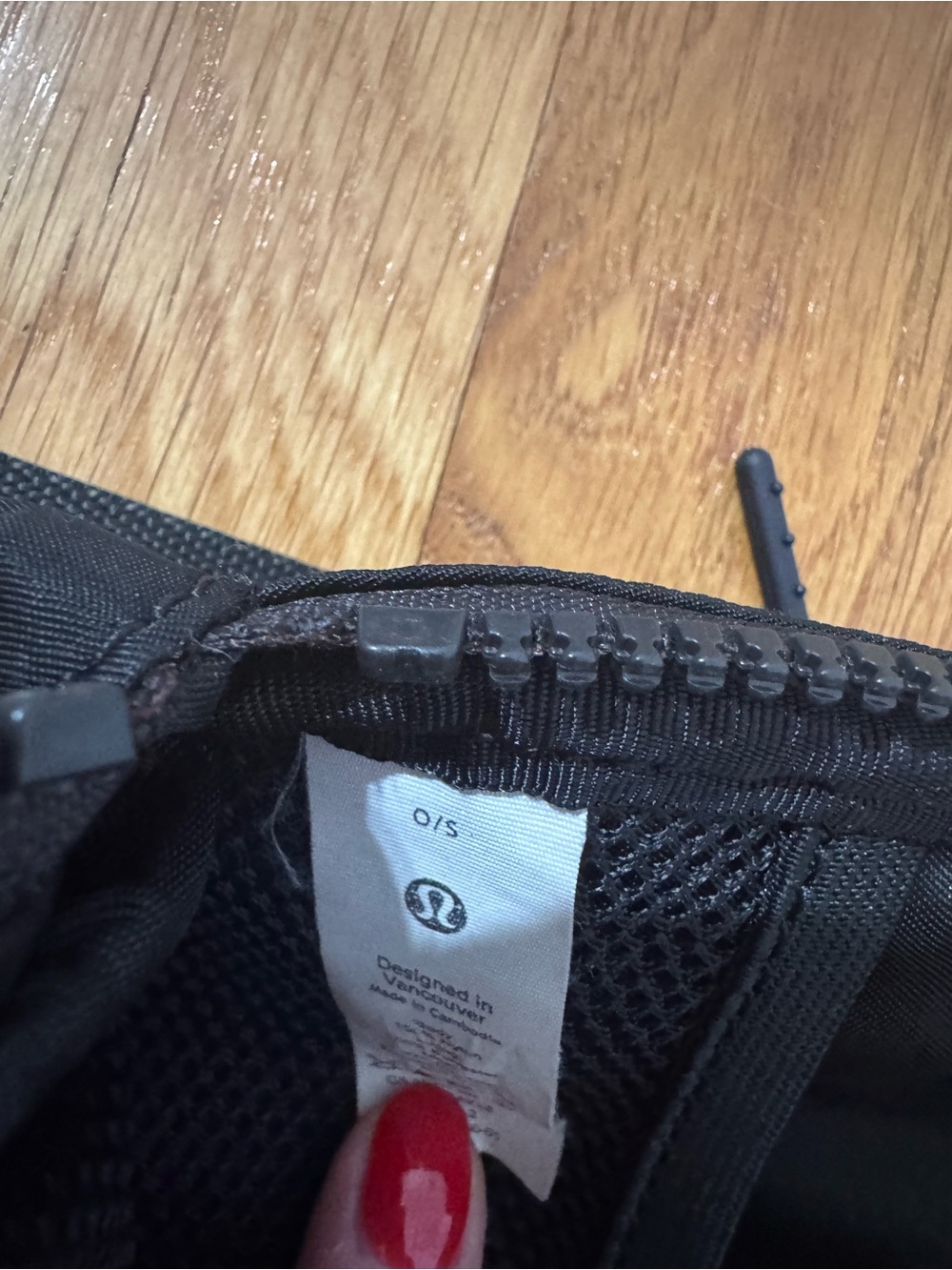 Lululemon Black Belt Bag - Picture 3 of 4
